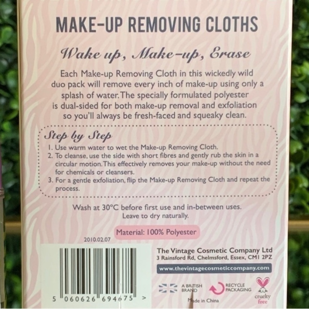 The Vintage Cosmetic Company Zebra Print Makeup Removing Cloths | NEW - Picture 3 of 4